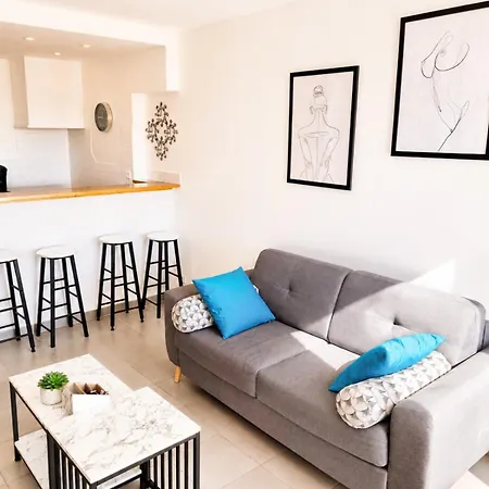 Naturiste Cap D'agde Port Ambonne 204 アパート