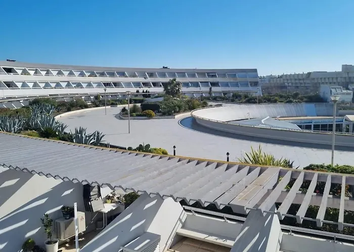 Naturiste Cap D'agde Port Ambonne 204
